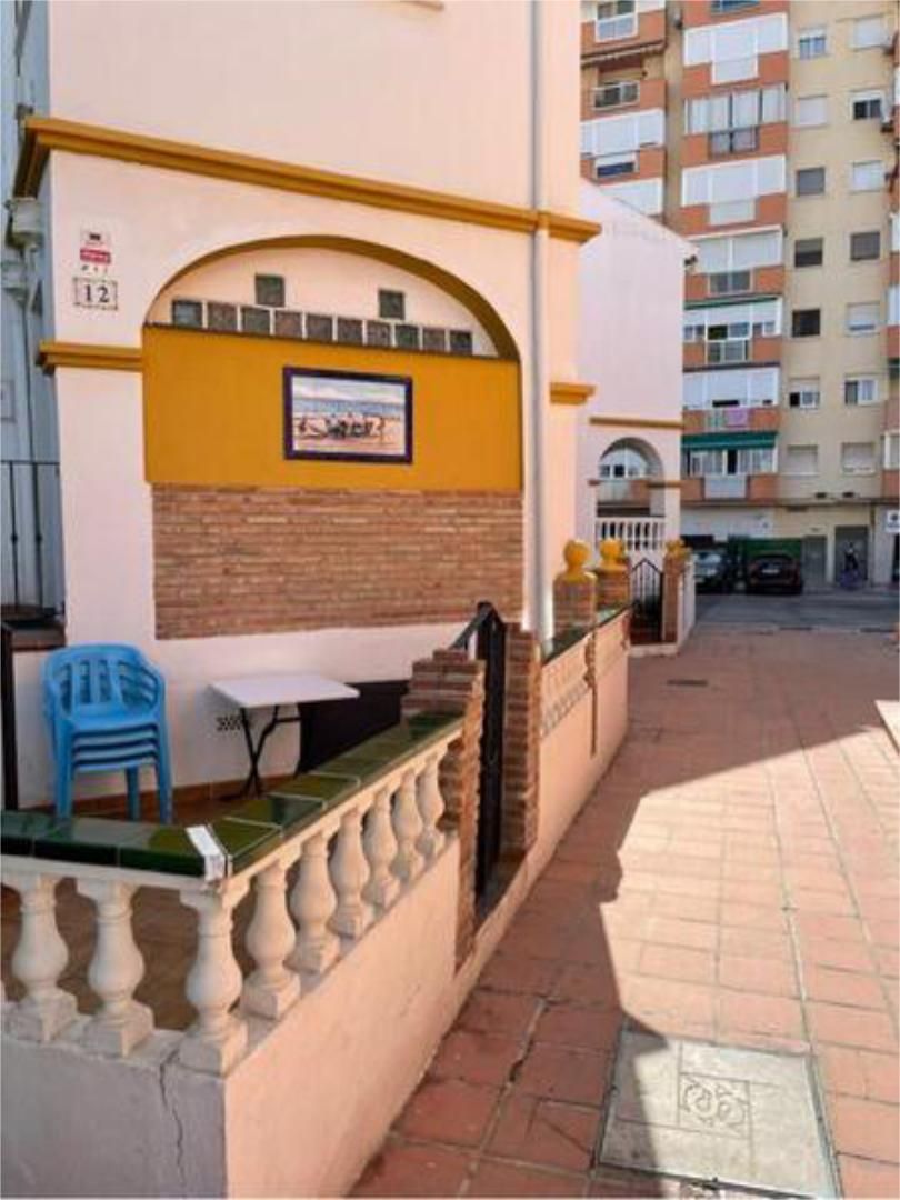 Single-family semi-detached to rent in Torrox