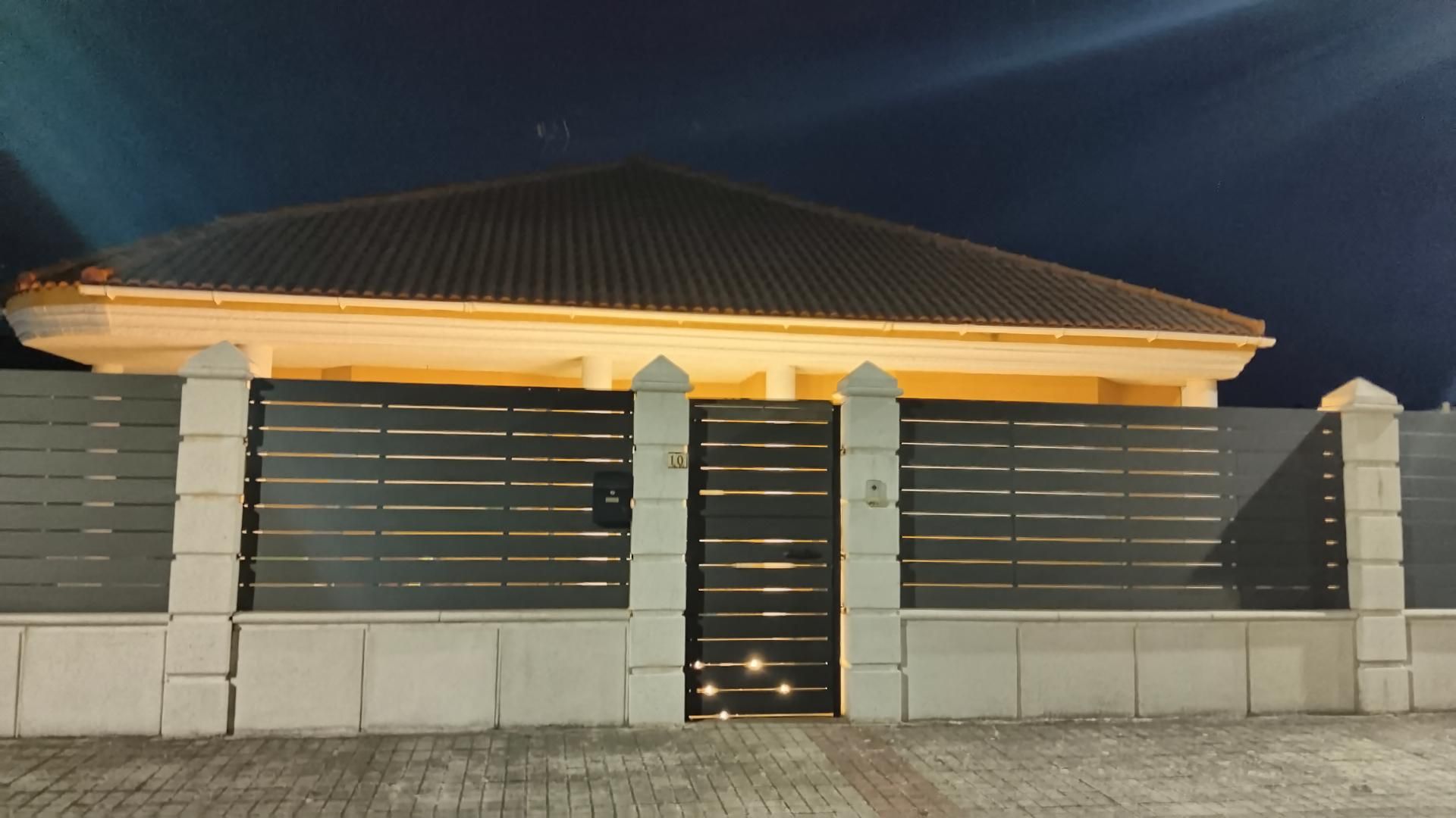 Vista exterior de Casa o chalet para compartir en Boecillo con Calefacción, Jardín privado y Amueblado