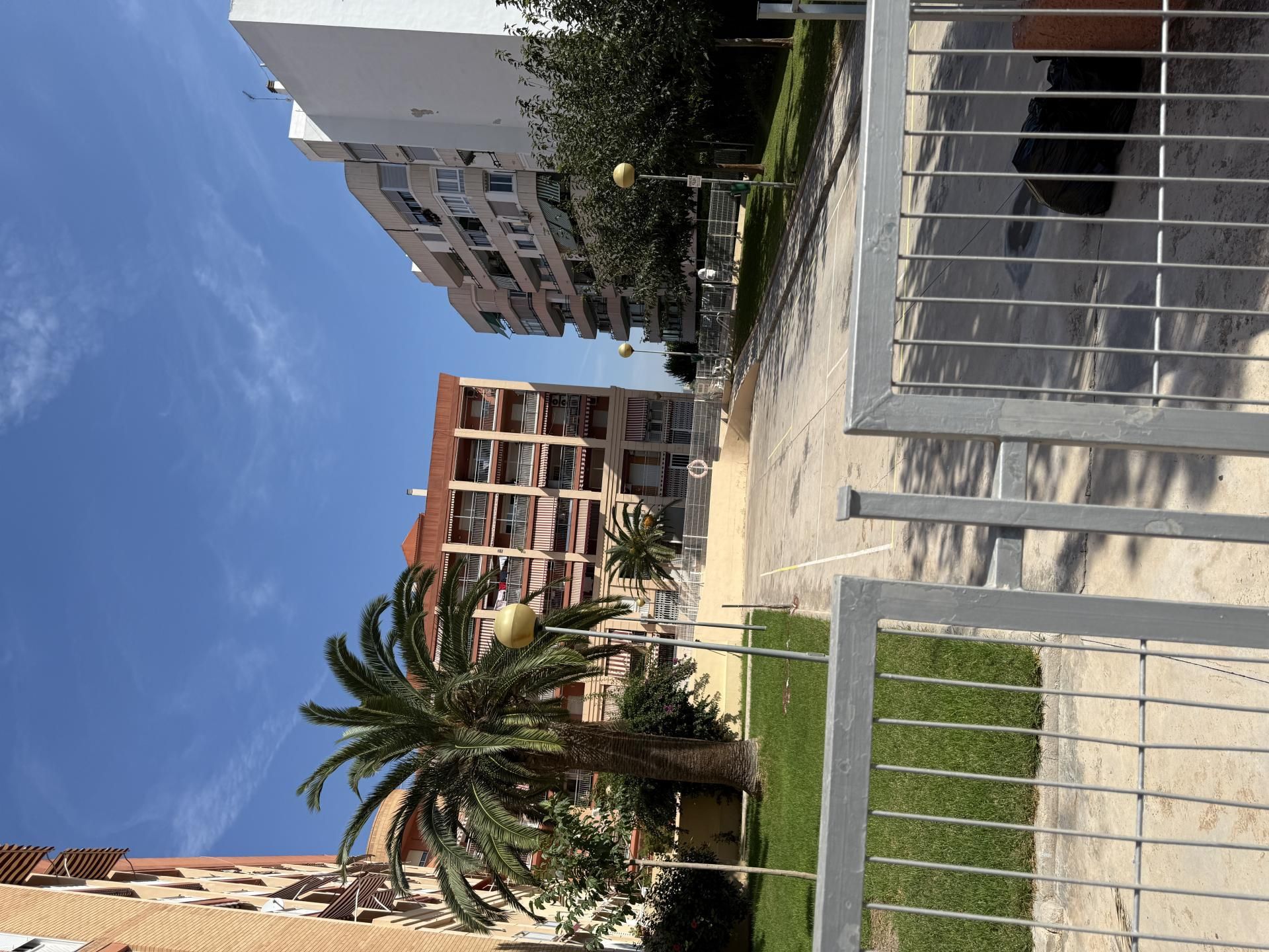Vista exterior de Dúplex en venda en La Pobla de Farnals amb Aire condicionat, Terrassa i Piscina
