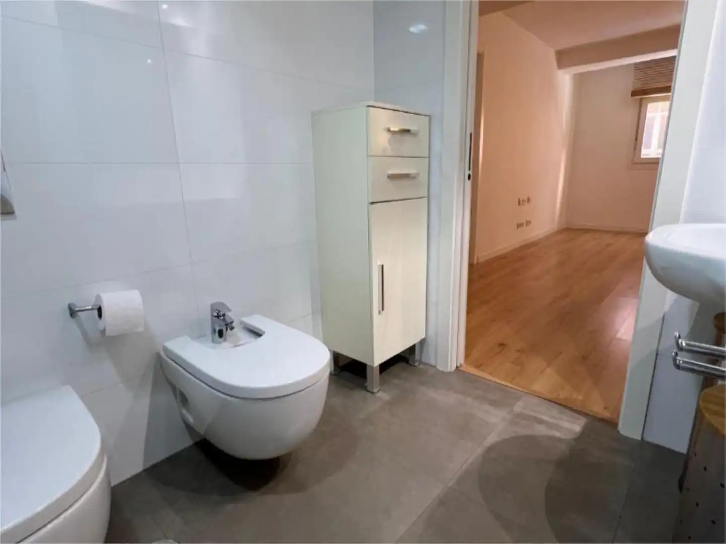 Wohnung zum Verkauf in Strasse Calle Granada, 154, Barrio Alto - San Félix Badezimmer von Wohnung zum Verkauf in Almería Capital mit Klimaanlage