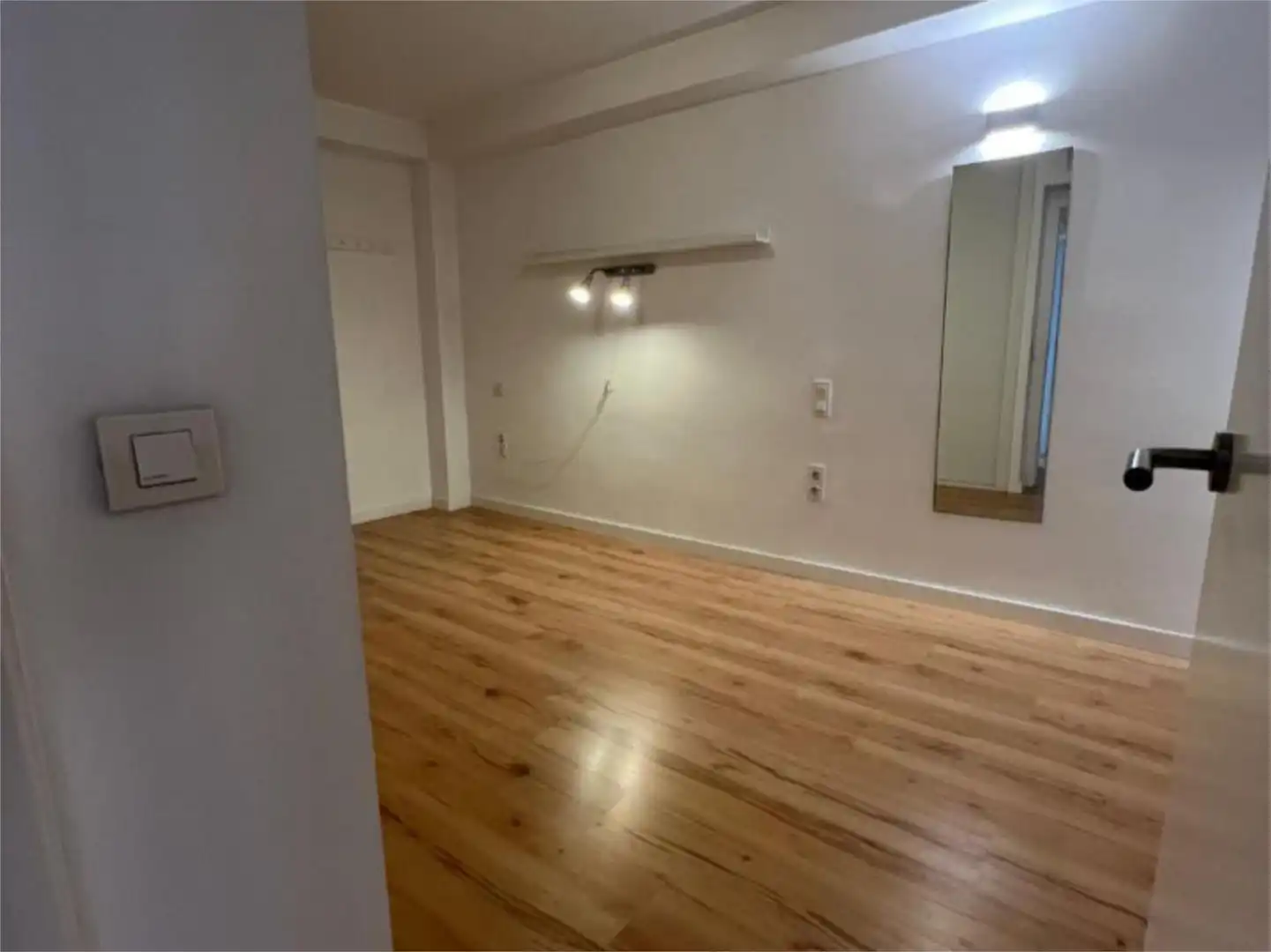 Wohnung zum Verkauf in Strasse Calle Granada, 154, Barrio Alto - San Félix Wohnung zum Verkauf in Almería Capital mit Klimaanlage