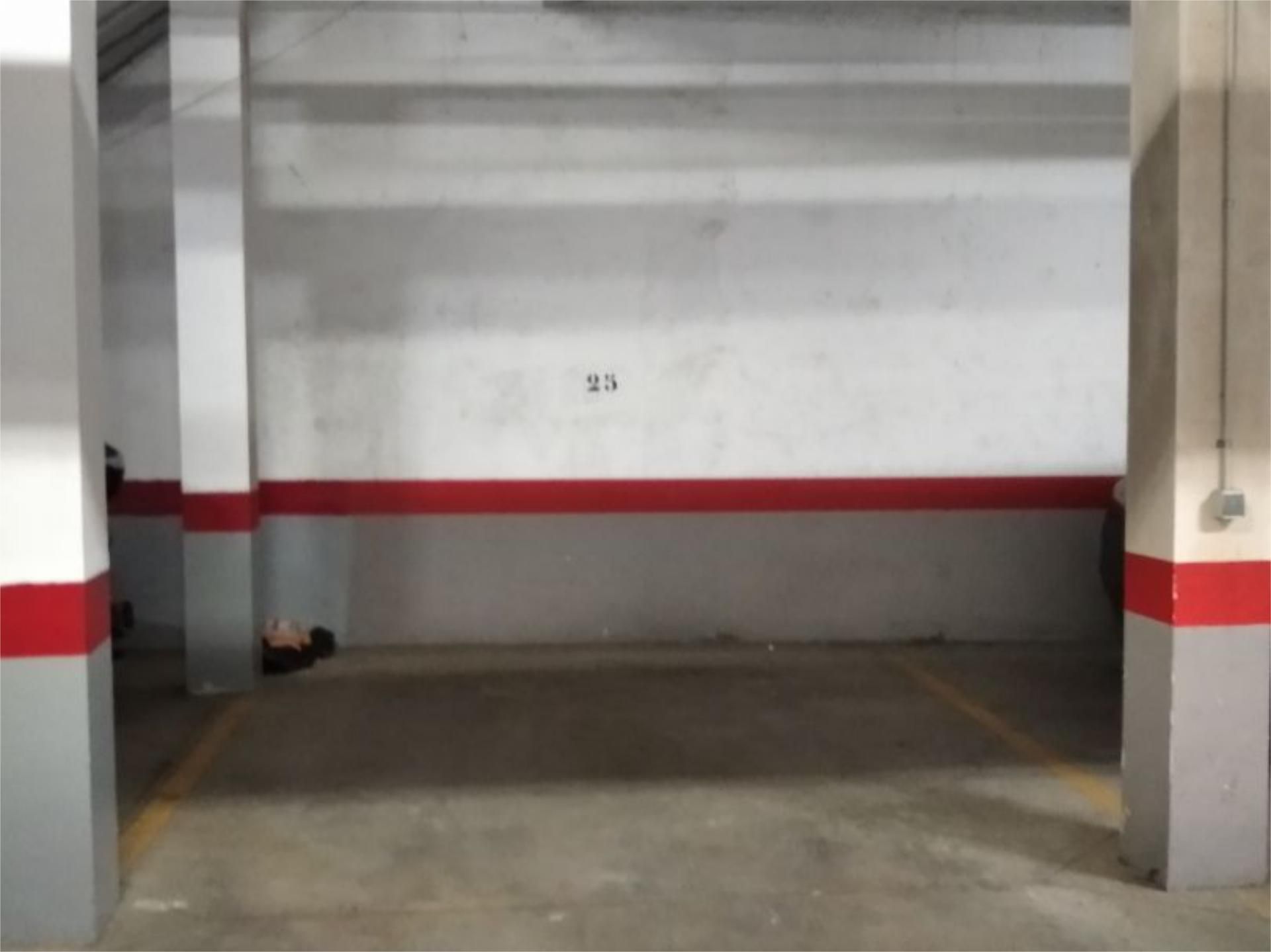 Parkplatz von Garage miete in Bormujos