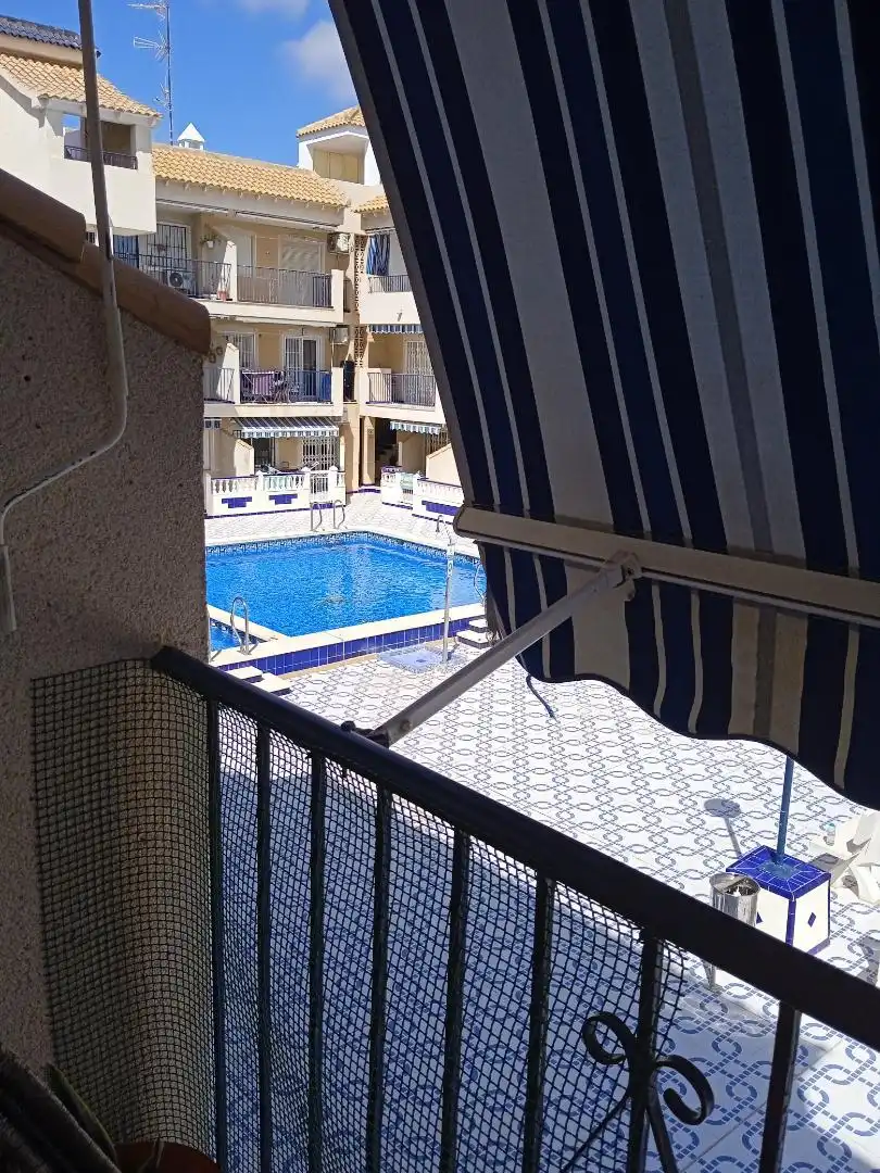 Piscina de Apartamento en venta en Torrevieja