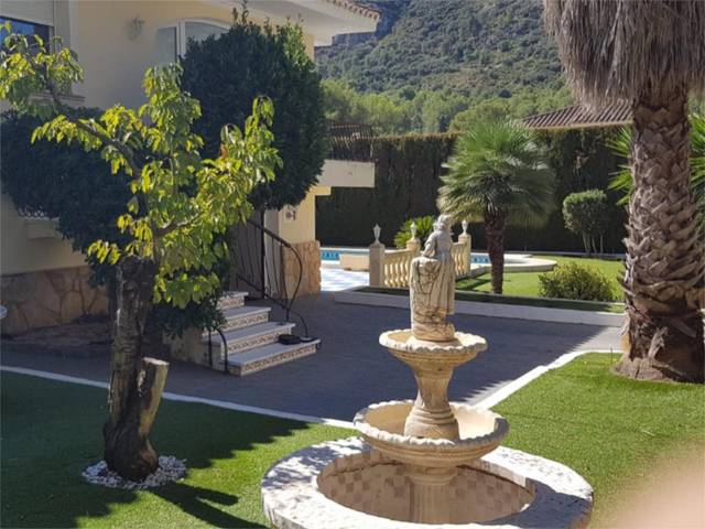 Piso en Venta en Barx