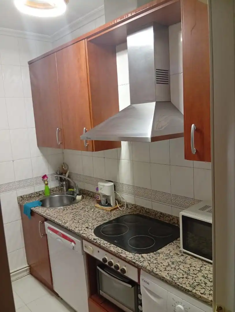 Wohnung zum Verkauf in Camino Alto a los Villares, 60, Villamayor Küche von Wohnung zum Verkauf in Villamayor mit Heizung, Terrasse und Abstellraum