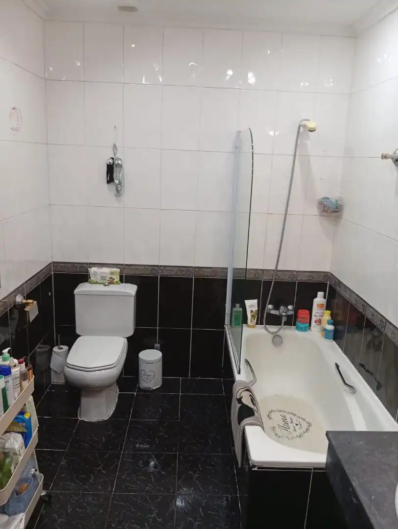 Wohnung zum Verkauf in Camino Alto a los Villares, 60, Villamayor Badezimmer von Wohnung zum Verkauf in Villamayor mit Heizung, Terrasse und Abstellraum