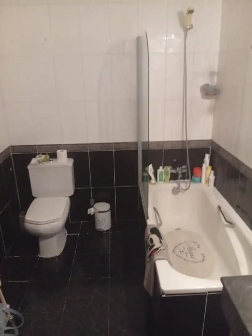 Wohnung zum Verkauf in Camino Alto a los Villares, 60, Villamayor Badezimmer von Wohnung zum Verkauf in Villamayor mit Heizung, Terrasse und Abstellraum
