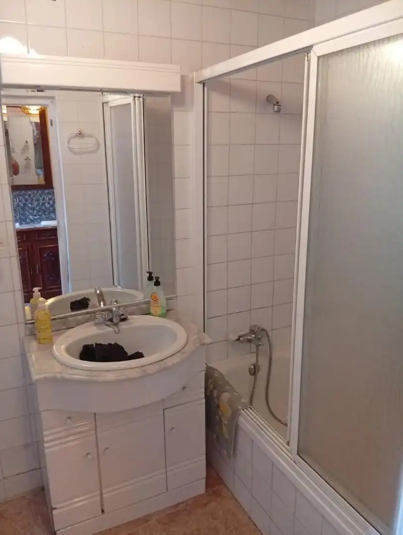Country homes for sale in Calle Calzada Salamanca, 6, Narrillos del Álamo Bathroom of Country homes for sale in Narrillos del Álamo with Heating, Washing machine and Microwave