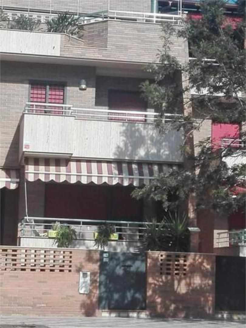 Vista exterior de Casa o xalet en venda en Roquetas de Mar amb Terrassa