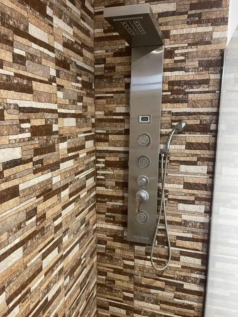 Baño de Casa adosada en venta en Arenas de San Pedro con Aire acondicionado, Calefacción y Terraza