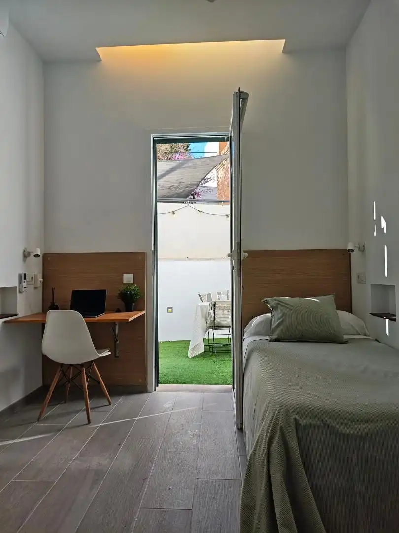 Apartamento de alquiler en Carrer de Jaume Ferrer, La Llotja - Born Habitación de Apartamento de alquiler en Palma de Mallorca con Aire acondicionado, Calefacción y Jardín privado