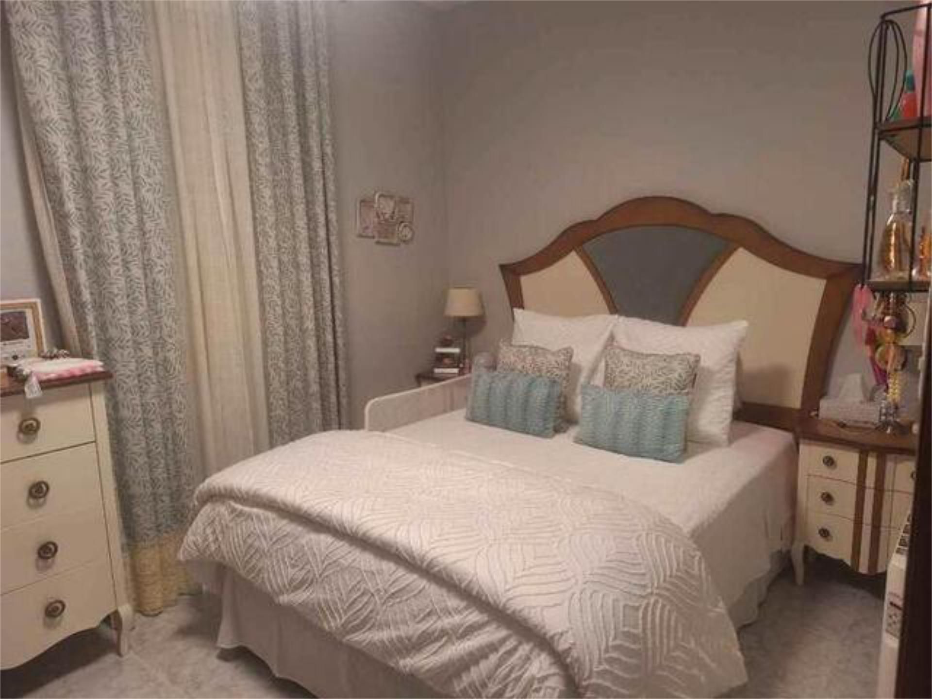 Casa o xalet en venda a El Higuerón Dormitori de Casa o xalet en venda en Córdoba Capital