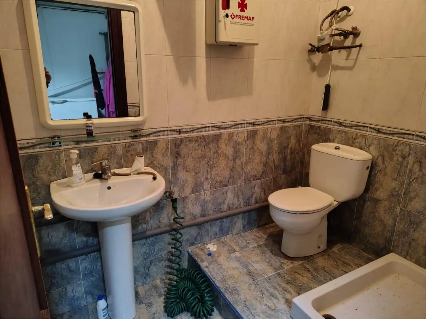 Local de alquiler en Plaza Arizgoiti, 10, Kalero - Basozelai Baño de Local de alquiler en Basauri