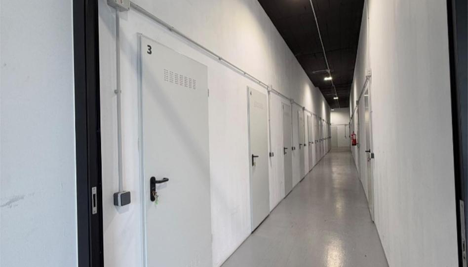 Foto 1 de Traster de lloguer a Calle Narcis Monturiol, 1, Playa Bajadilla - Puertos, Málaga