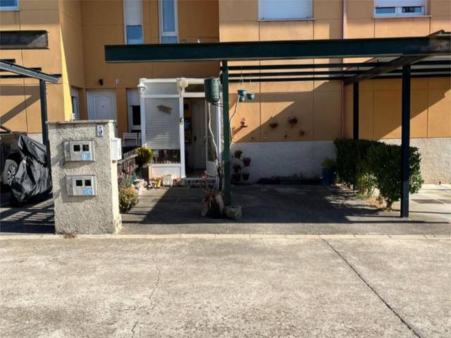 Piso en Venta en Calle Cervantes, 7 en Modúbar de la Emparedada