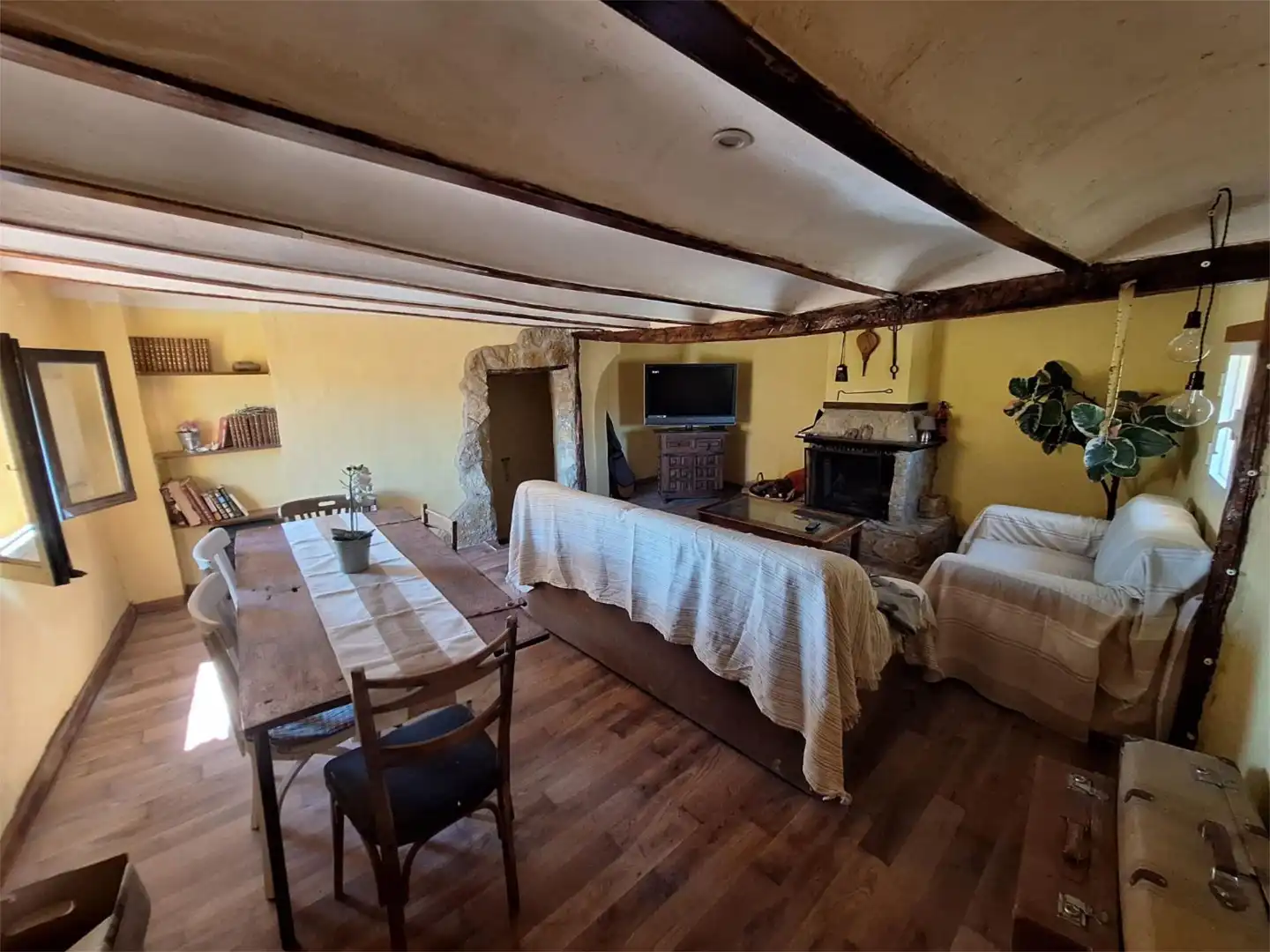 Sala de estar de Casa adosada en venta en Santa María de Huerta