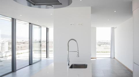 Foto 3 de Piso de alquiler en Avenida Adolfo Suárez, 29, Nueva Almería - Cortijo Grande - Vega de Acá, Almería