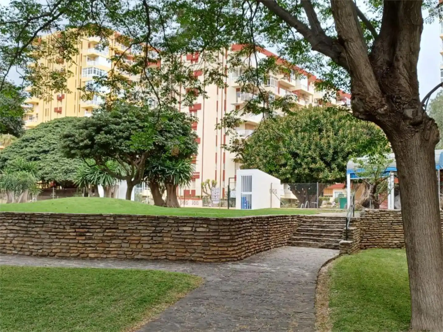 Flat for rent in Avenida Gamonal, 8, Parque de la Paloma Flat for rent in Avenida Gamonal, 8, Parque de la Paloma