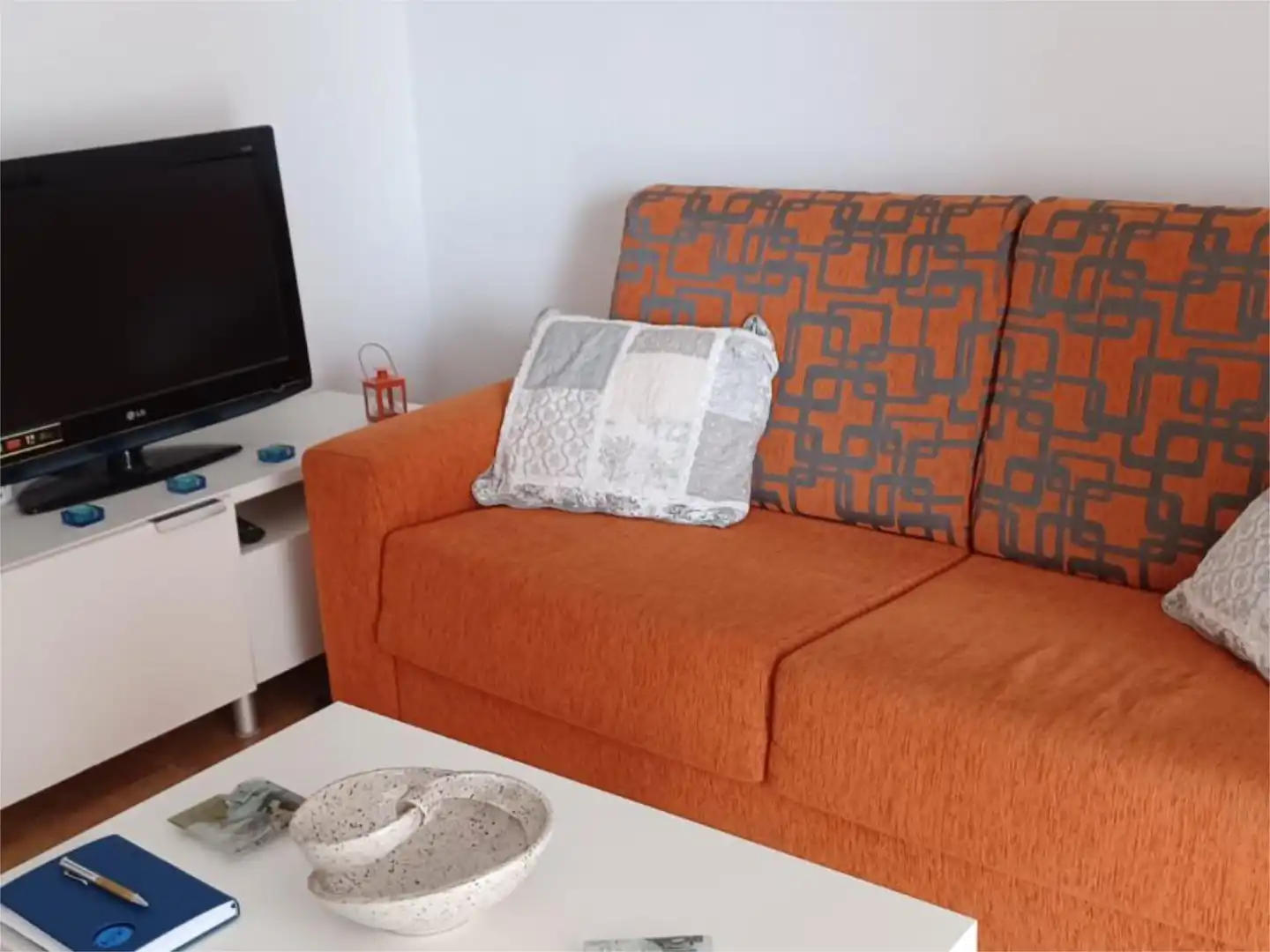 Flat for rent in Avenida Gamonal, 8, Parque de la Paloma Flat for rent in Avenida Gamonal, 8, Parque de la Paloma