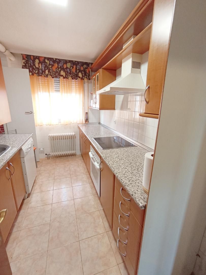 Kitchen of Flat for sale in Alba de Tormes  with Terrace and Balcony