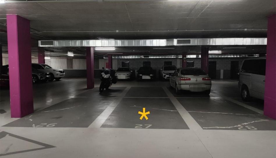 Foto 1 de Garatge de lloguer a Calle de Iñigo Arista, 20, Iturrama, Navarra