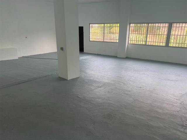 Local comercial en Alquiler en Calle Córdoba, 136 en Gracia