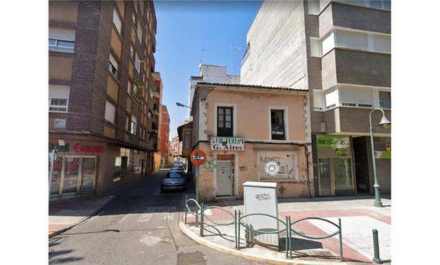 Casa-chalet en Venta en El Pilar - La Estación