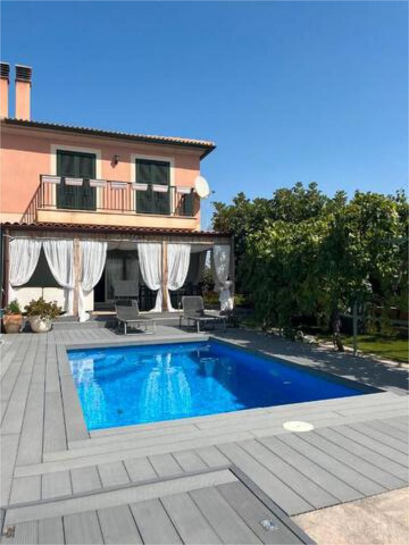 Piscina de Casa adosada en venda en Llucmajor amb Terrassa i Piscina