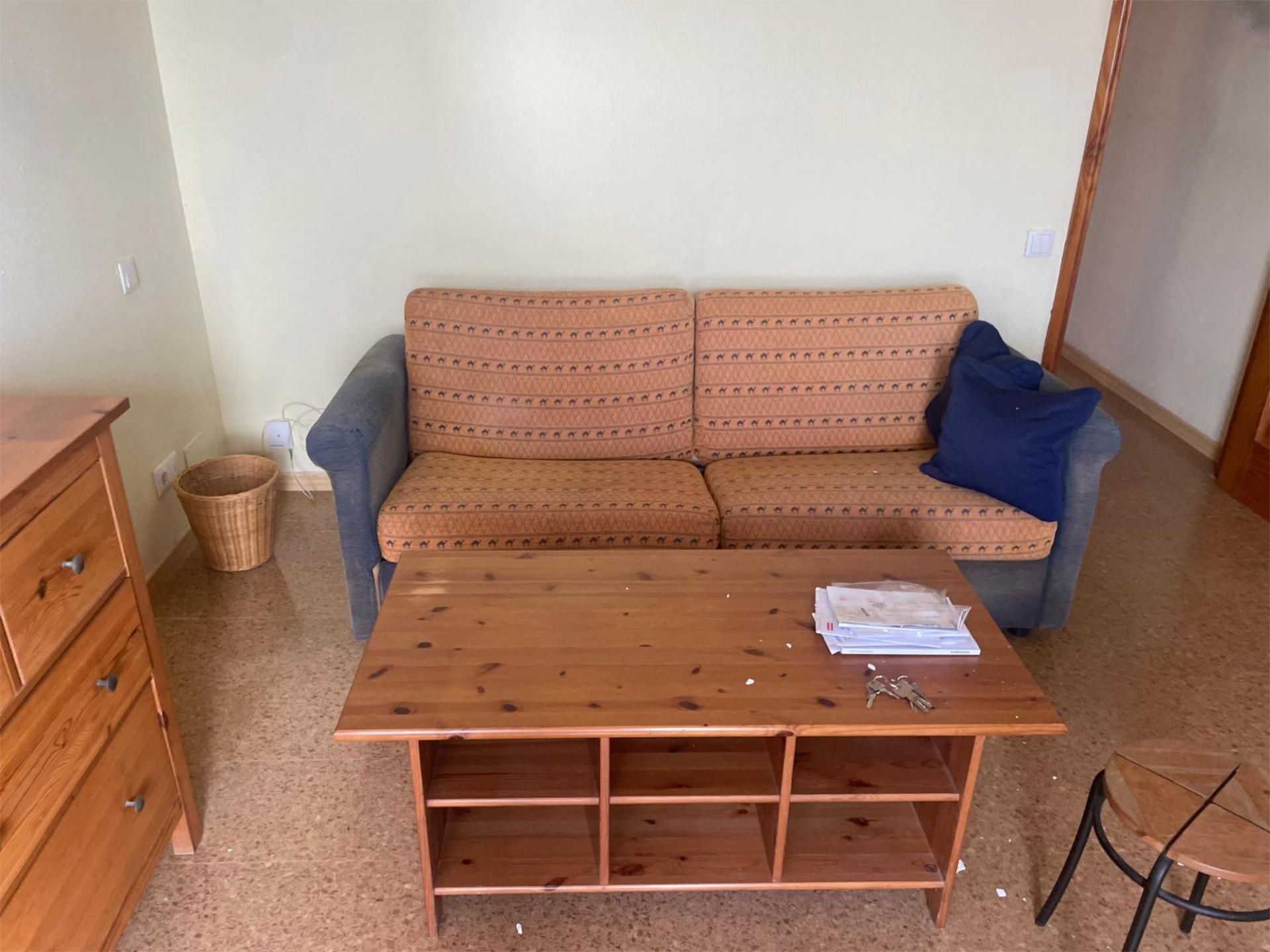 Sala d'estar de Apartament en venda en San Bartolomé de Tirajana amb Piscina, Moblat i Aparcament comunitari
