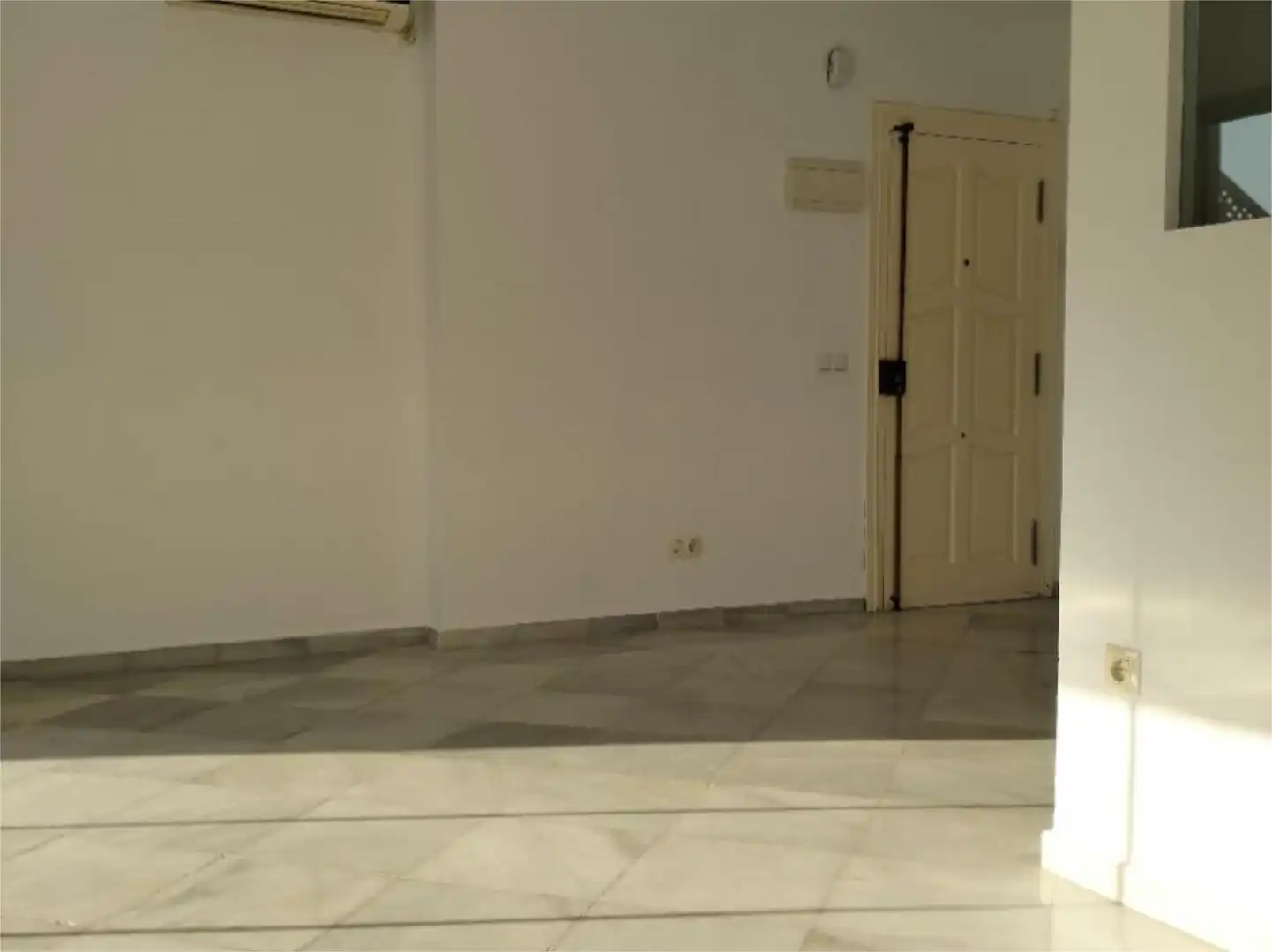 Piso en venta en Málaga con Aire acondicionado, Calefacción y Jardín privado