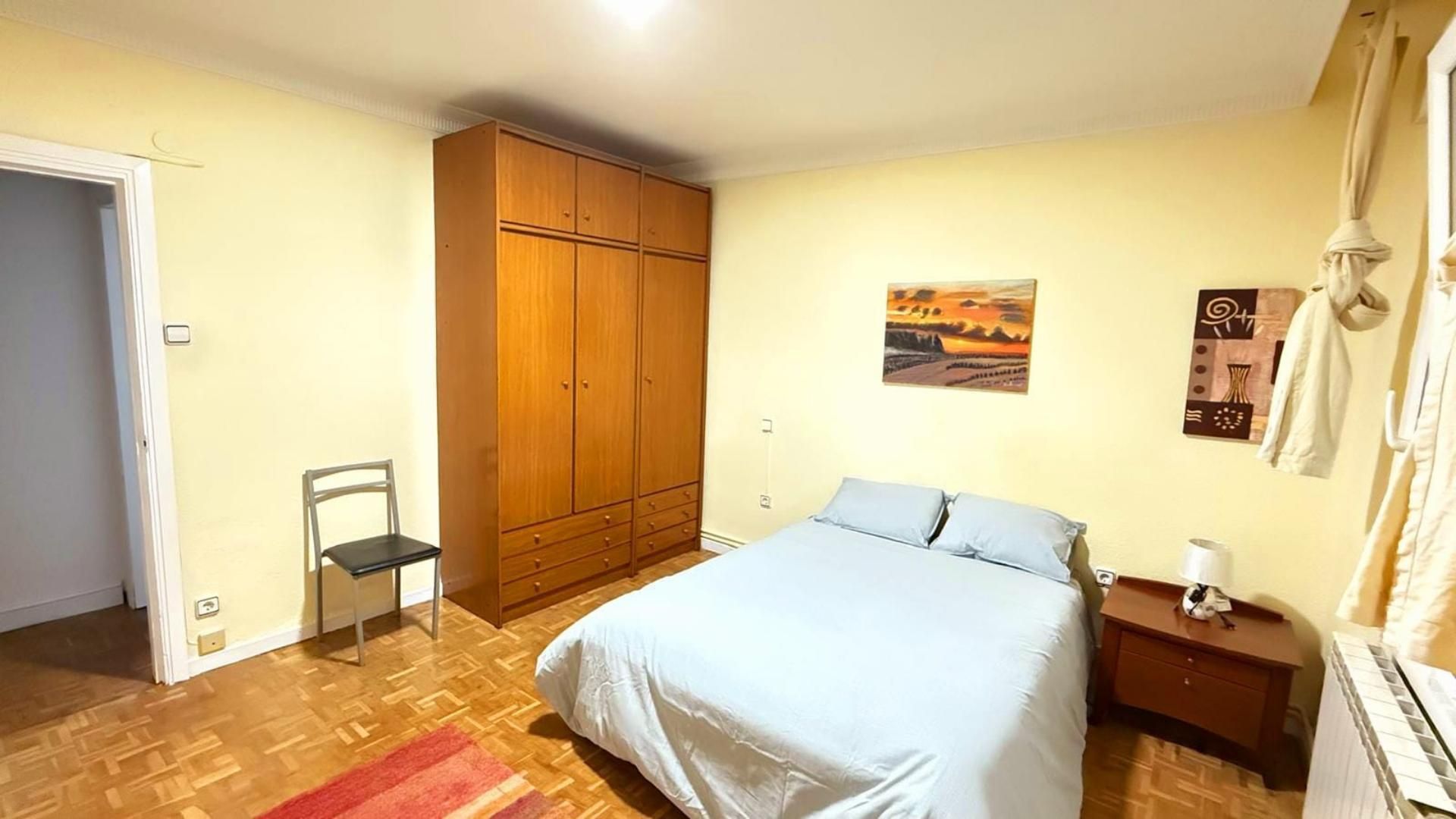 Bedroom of Flat to share in  Pamplona / Iruña  with Parquet flooring, Terrace and Furnished