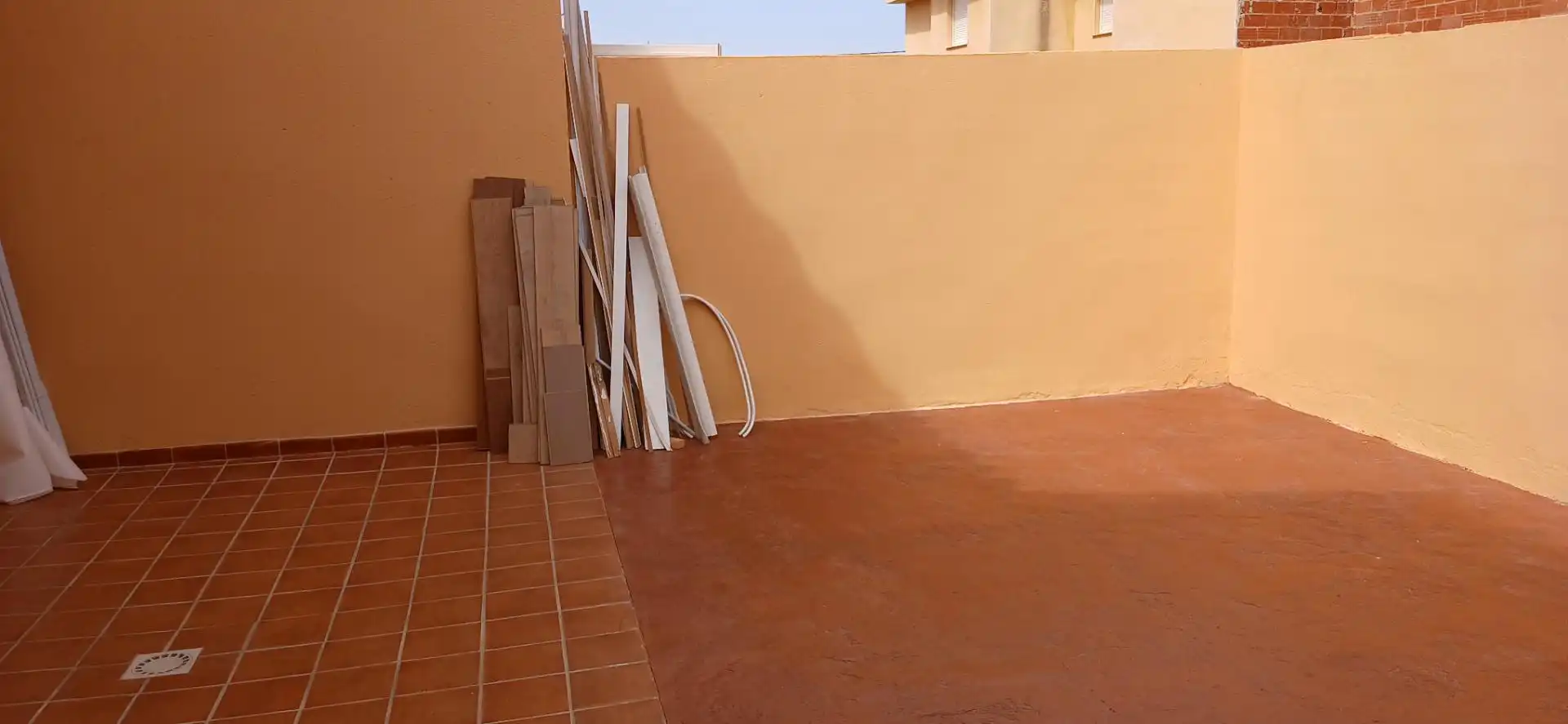 Casa adosada en venta en Calle Proyecto en, 6, Caudete de las Fuentes Terraza de Casa adosada en venta en Caudete de las Fuentes con Balcón