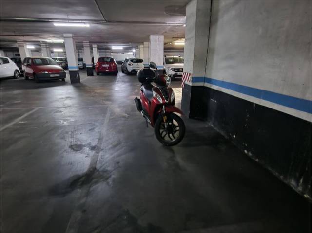 Garaje en Venta en Carrer de Sant Pere d'Abanto, 16 en Hostafrancs