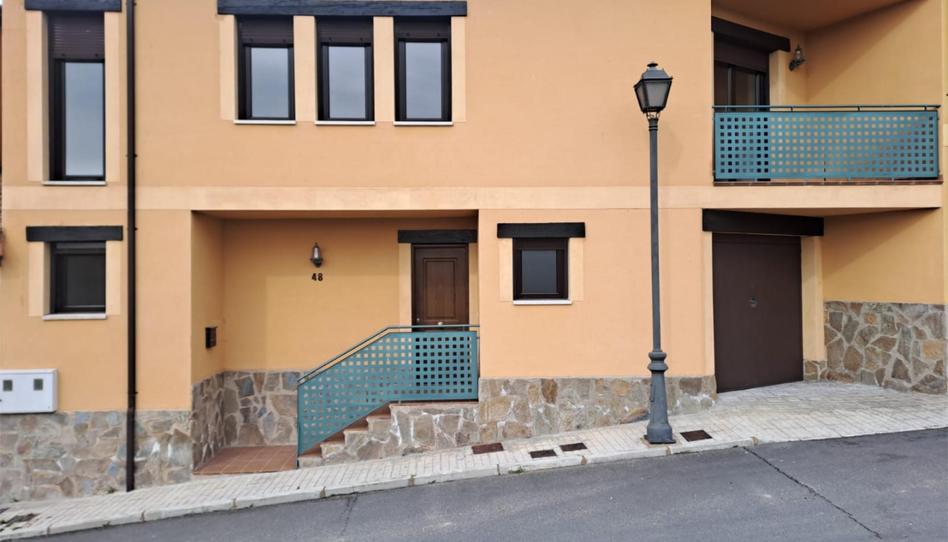 Casa o xalet en venda a Ronda Molino, 48, Armuña, Segovia - imatge 1 Foto 1 de Casa o xalet en venda a Ronda Molino, 48, Armuña, Segovia