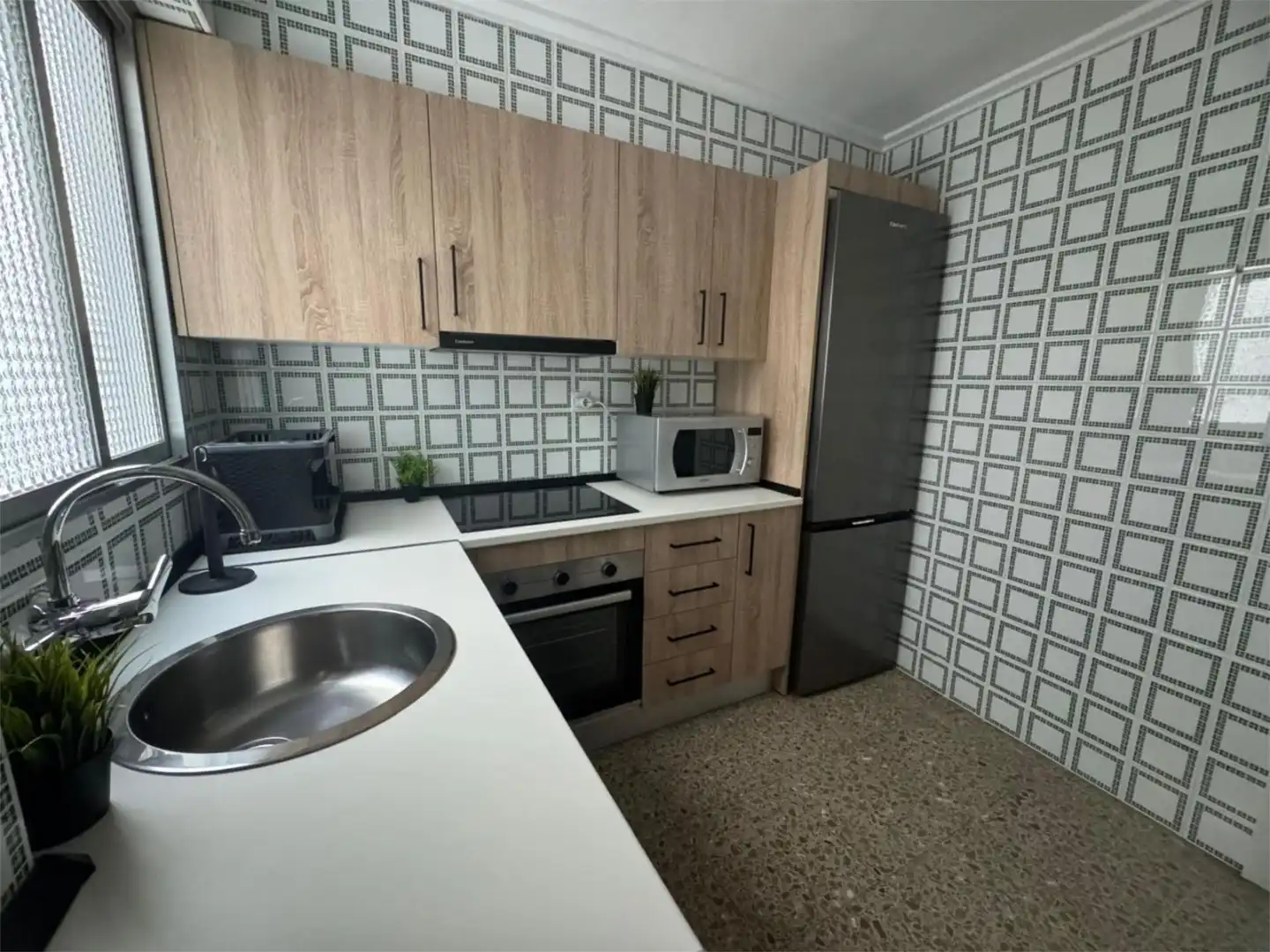 Room in Carrer Magistrat Català, 10, Centro Histórico Kitchen of Flat for share in Gandia with Terrace, Furnished and Balcony