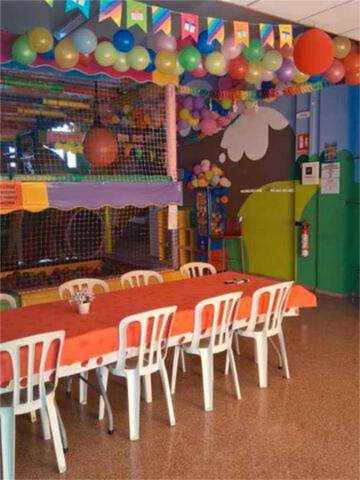 Local comercial en Alquiler en Petrer