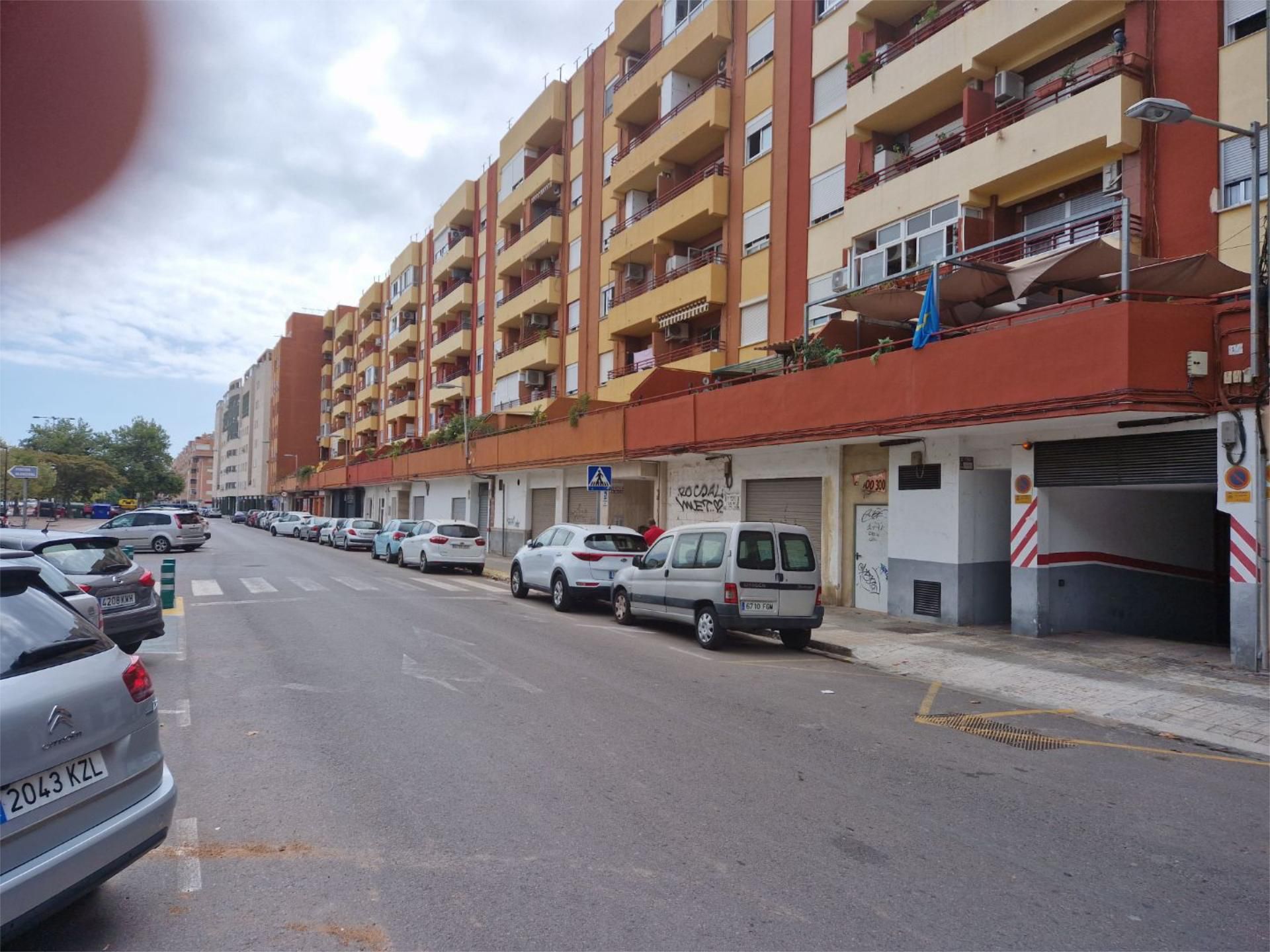 Vista exterior de Garatge en venda en Sagunto / Sagunt