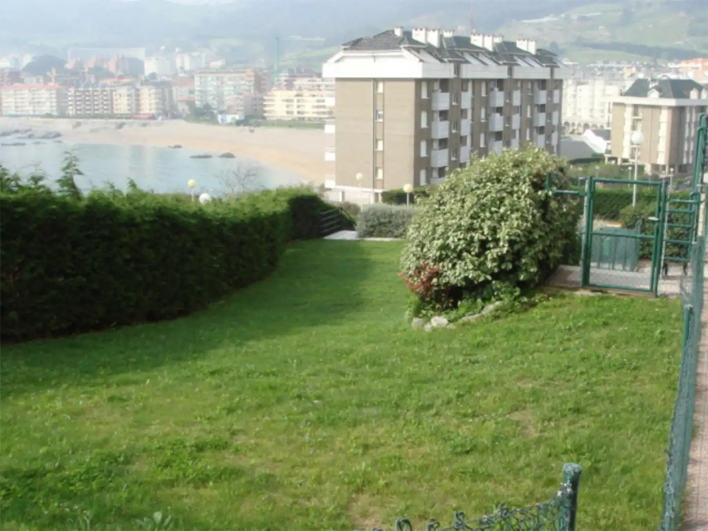Garten von Wohnung zum Verkauf in Castro-Urdiales mit Terrasse, Schwimmbad und Balkon