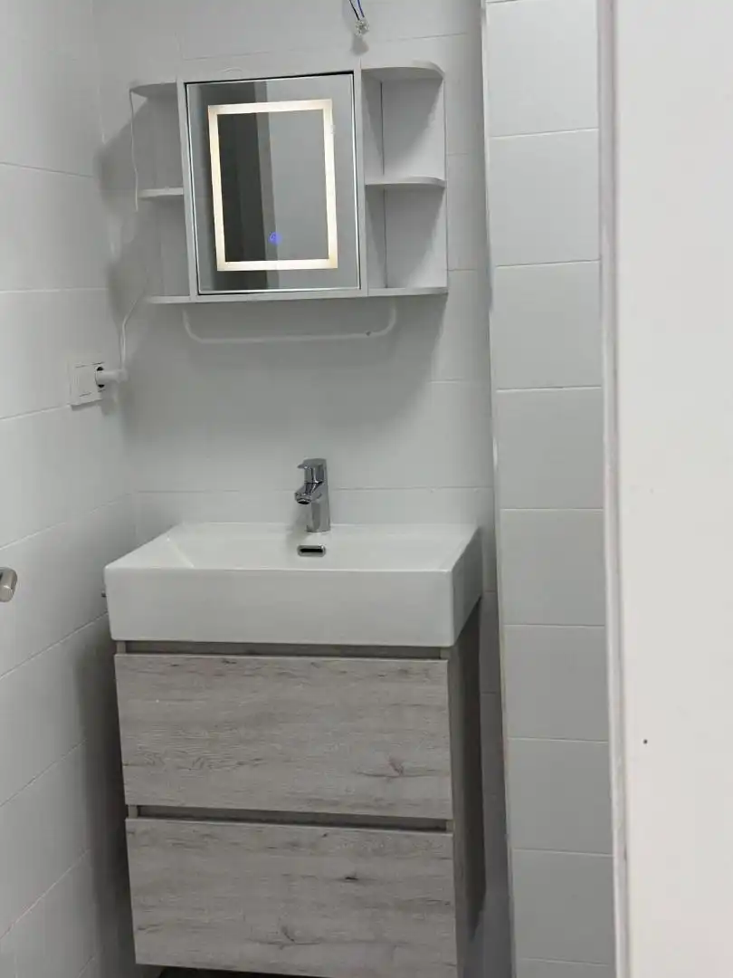 Bany de Pis de lloguer en Granada amb Aire condicionat, Calefacció i Parquet