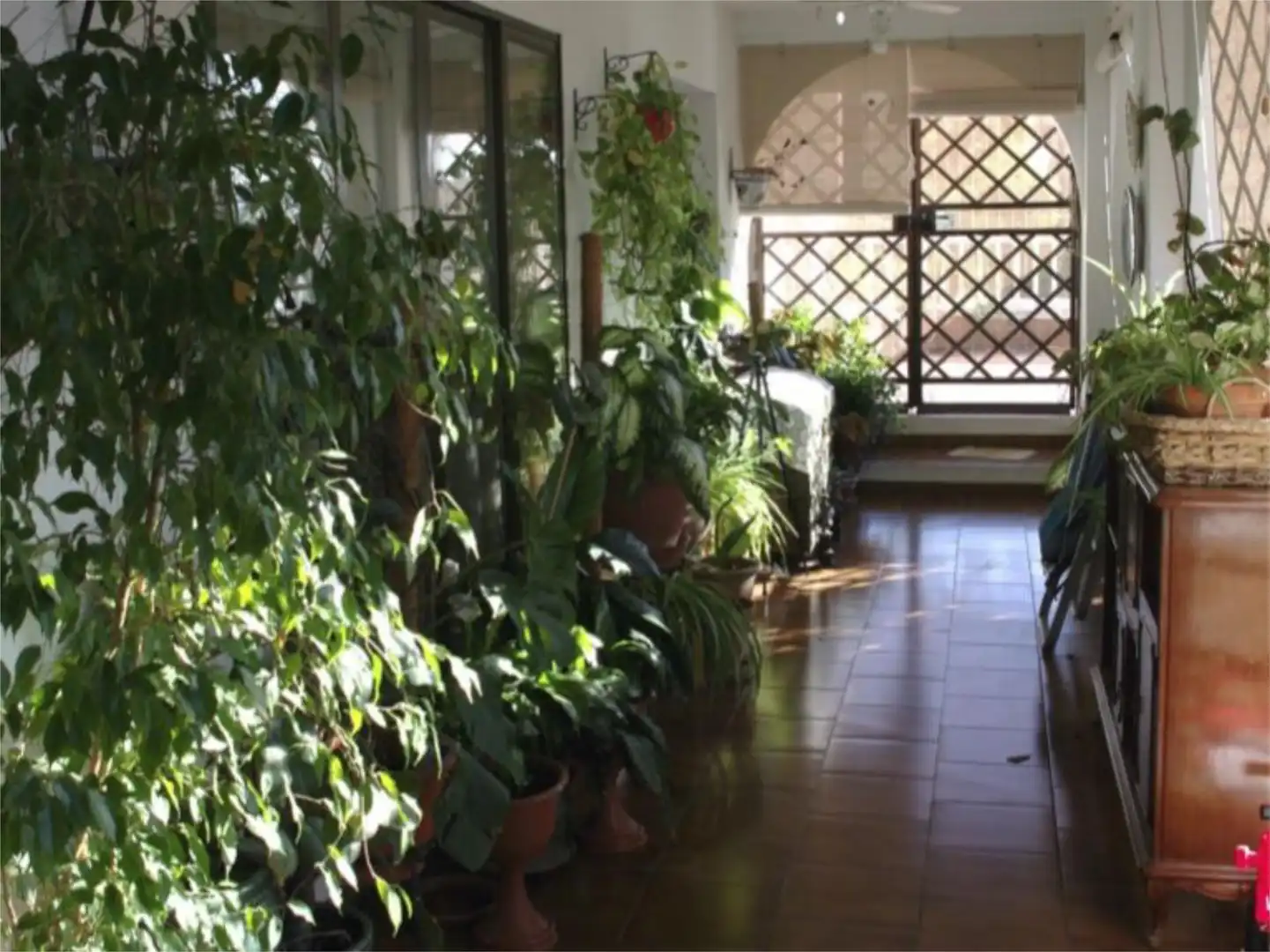 Houses for sale in Calle Oropéndola, 92, Buenavista - Valparaíso - La Legua Houses for sale in Toledo with Air Conditioner, Heating and Private garden