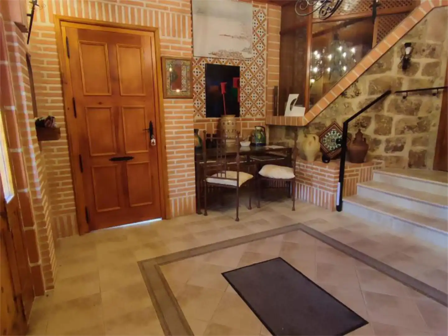 Houses for sale in Calle Oropéndola, 92, Buenavista - Valparaíso - La Legua Houses for sale in Toledo with Air Conditioner, Heating and Private garden