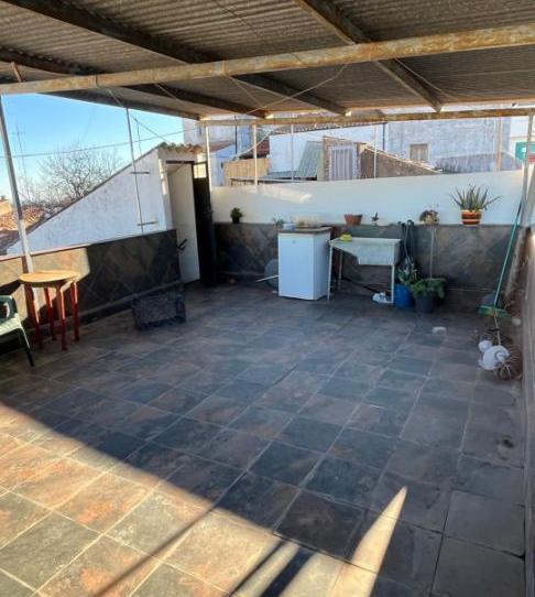 Casa adosada en venta en Plaza Horno Nuevo, 11, Alburquerque, Badajoz - imagen 1 Foto 1 de Casa adosada en venta en Plaza Horno Nuevo, 11, Alburquerque, Badajoz