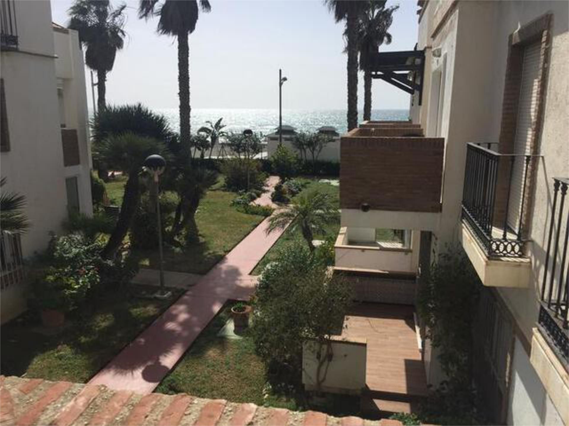 Jardín de Apartamento de alquiler en Torrox con Terraza, Piscina y Amueblado