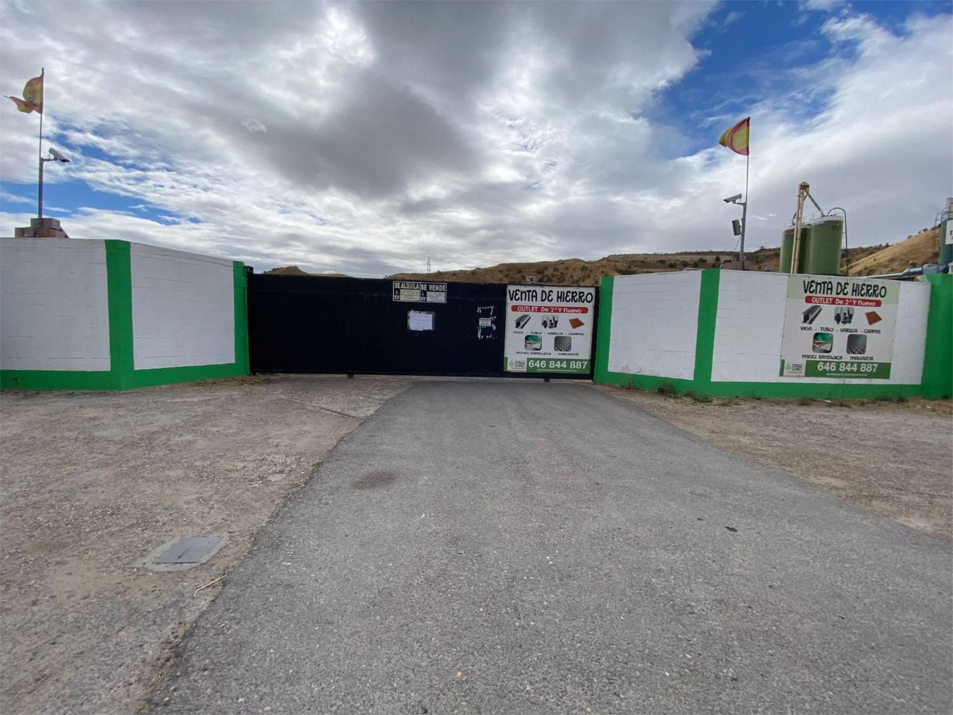 Vista exterior de Finca rústica en venta en San Fernando de Henares