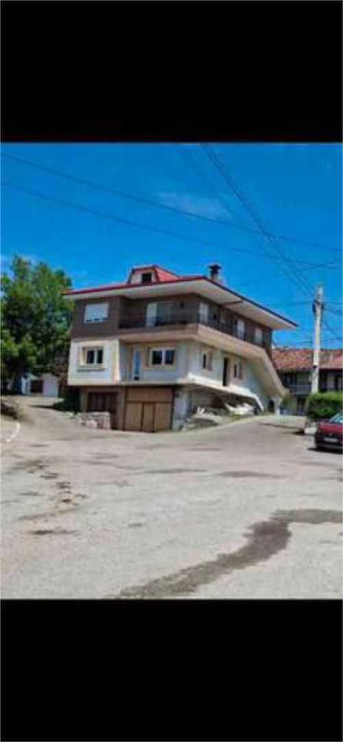 Einfamilien-Reihenhaus miete in Villacarriedo