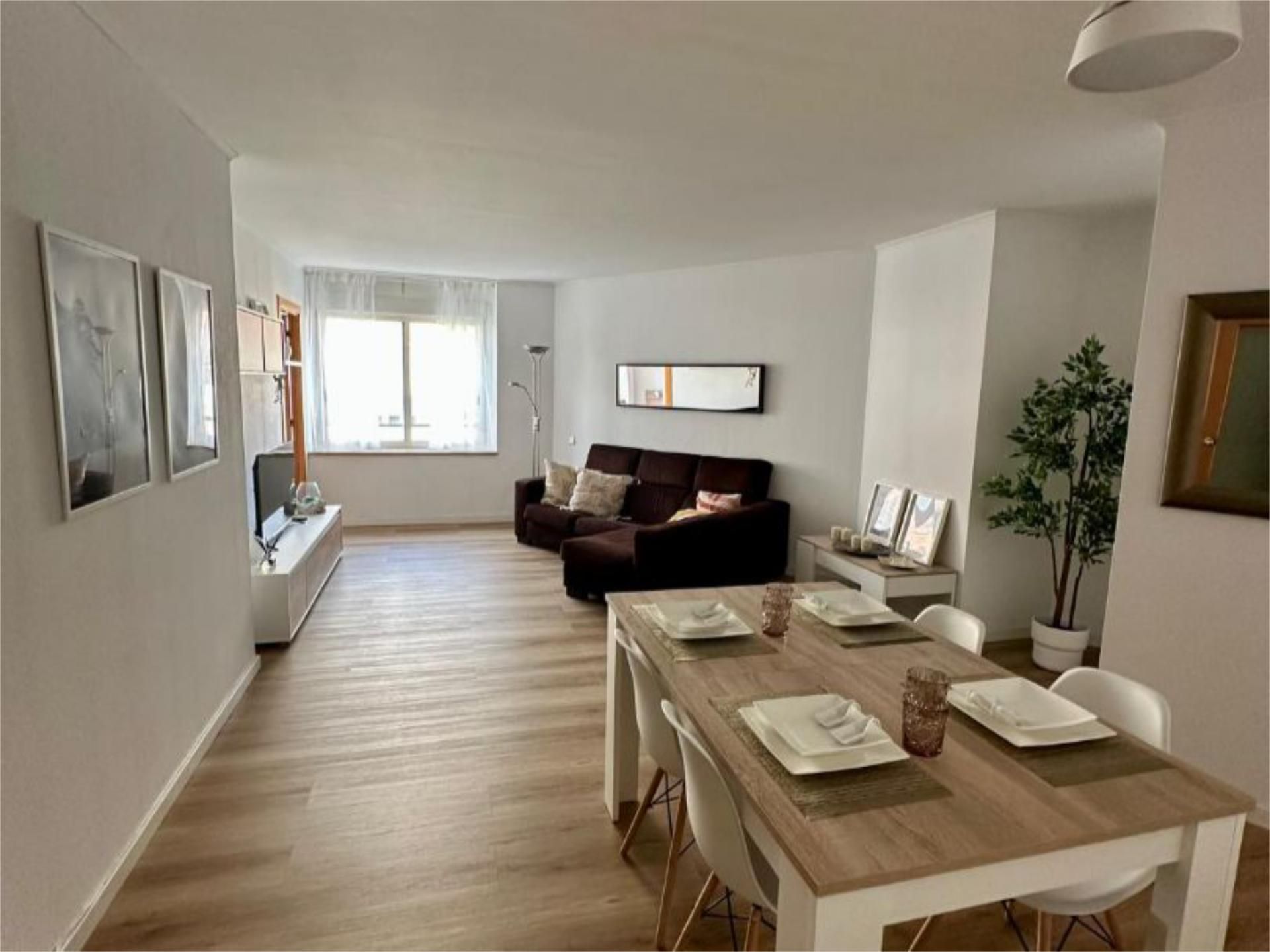 Living room of Flat to rent in  Barcelona Capital  with Air Conditioner and Balcony