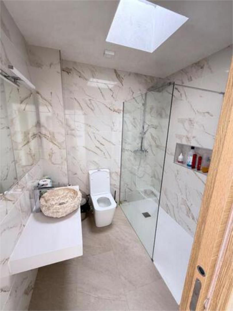 Bathroom of House or chalet for sale in Huéneja