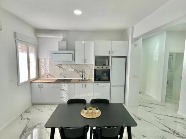 Piso en Alquiler en Avenida Intendente Jorge Palacios, 6 en Vistabella