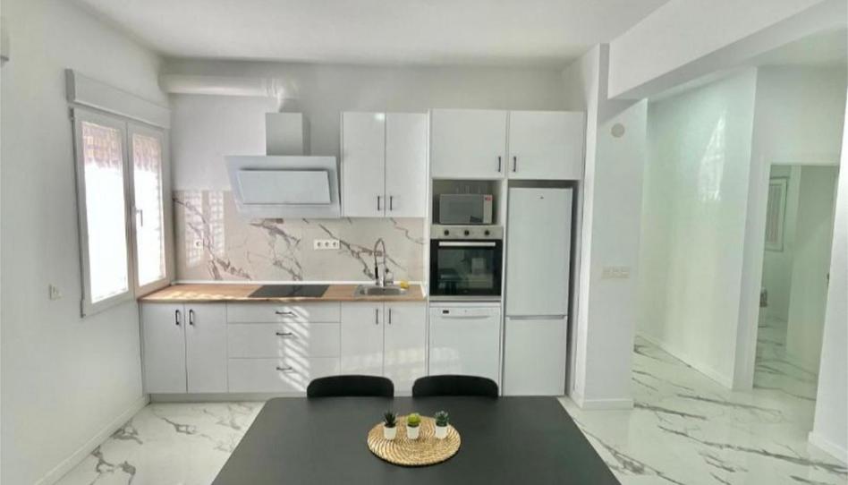 Flat to rent in Avenida Intendente Jorge Palacios, 6, Vistabella, Murcia - image 1 Photo 1 of Flat to rent in Avenida Intendente Jorge Palacios, 6, Vistabella, Murcia