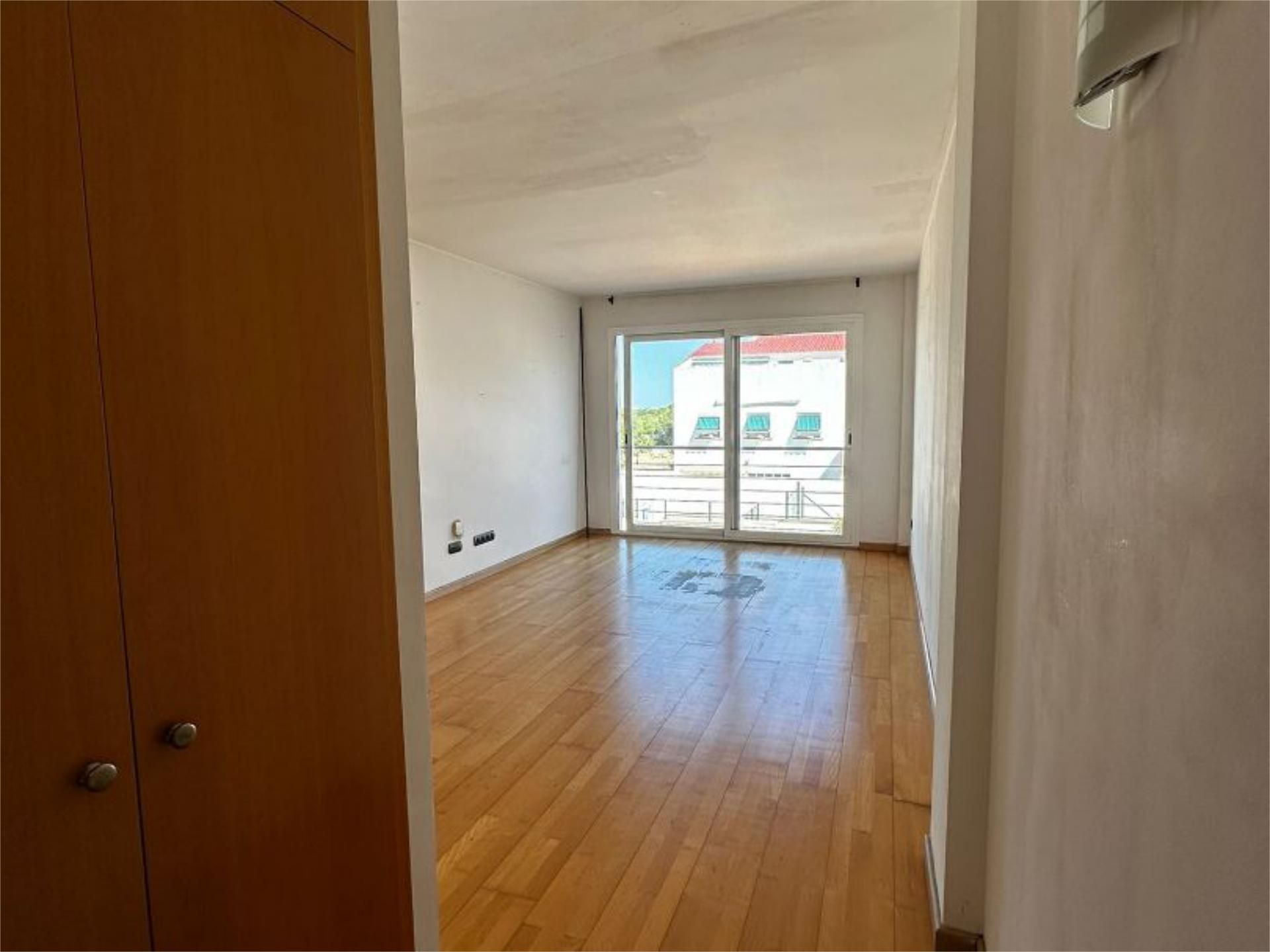Dormitori de Pis en venda en Sant Lluís amb Aire condicionat, Calefacció i Parquet